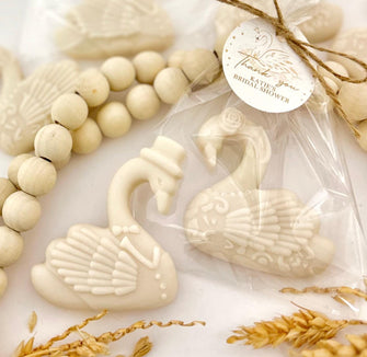 Bride & Groom Shaped Swan Soaps - Elegant Wedding Favors, Bridal Shower Thank You Guest Gifts in Bulk, Engagement Decor, Love in Bloom Ideas